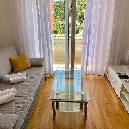 Apartment Pearl-Free Parking Makarska Bagian luar foto