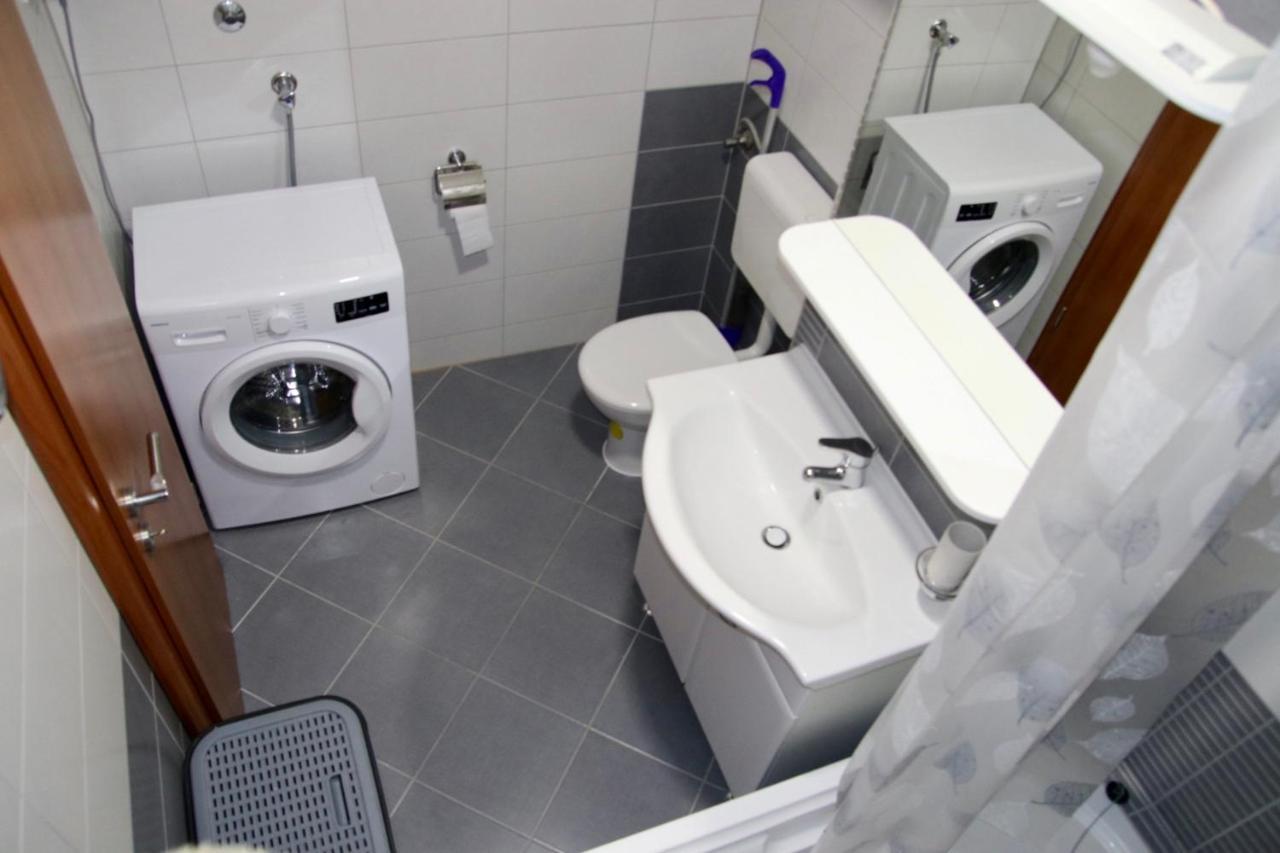 Apartment Pearl-Free Parking Makarska Bagian luar foto