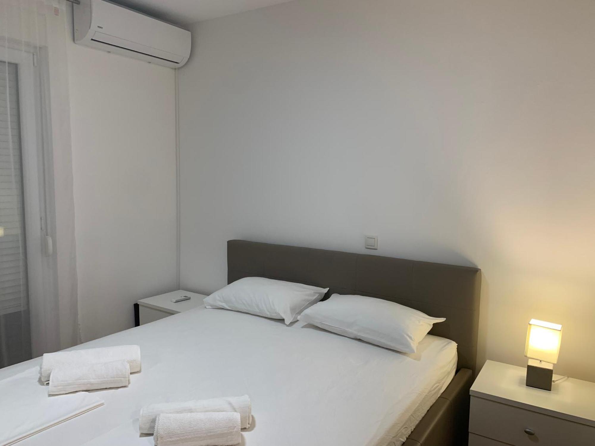Apartment Pearl-Free Parking Makarska Bagian luar foto